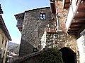 Habitatges al carrer del Fossar, 15-19 (Rupit i Pruit)