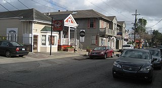 <span class="mw-page-title-main">East Carrollton, New Orleans</span> Neighborhood in New Orleans, Louisiana, US