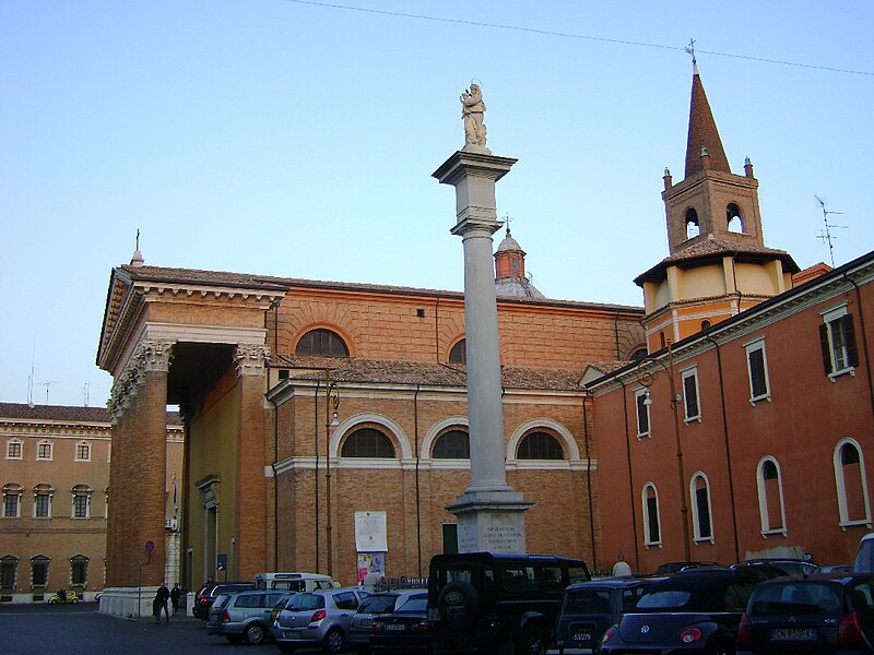 File:Cattedrale di santa croce di forlì.JPG