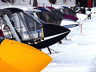 Fly-in gathering of aviators