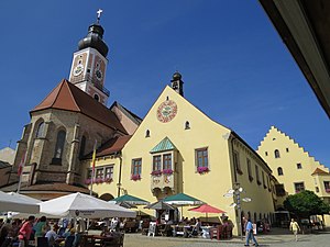 Cham Marktplatz und Rathaus
