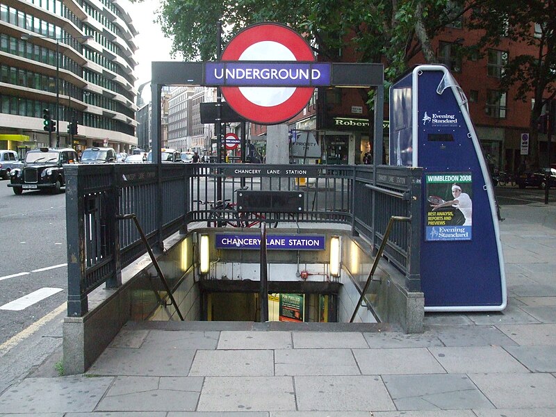 File:Chancery Lane stn northeast entrance.JPG