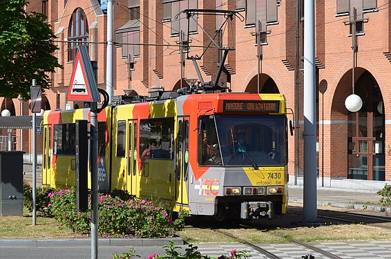 Charleroi light rail vehicle indicating that wearing a mask is compulsory on board