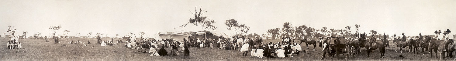 Encontro dunha danza do sol cheyennes, c. 1909.