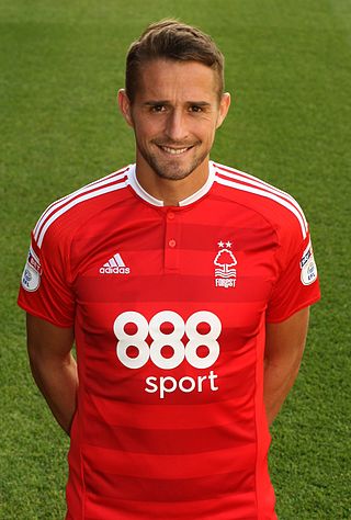 <span class="mw-page-title-main">Chris Cohen (footballer)</span> English footballer (born 1987)