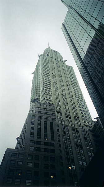 File:Chrysler building du bas.jpg