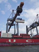 Container von Hamburg Sued.jpg