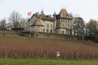 <span class="mw-page-title-main">Crest Castle</span>