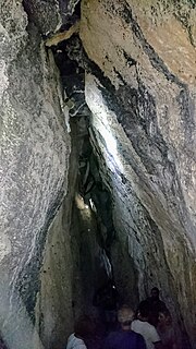 Miniatura para Cueva de la Encantada