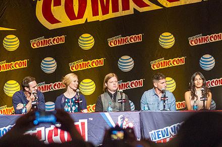 Cast of Daredevil at the 2015 New York Comic Con (L to R: Cox, Woll, Henson, Bernthal, Yung)