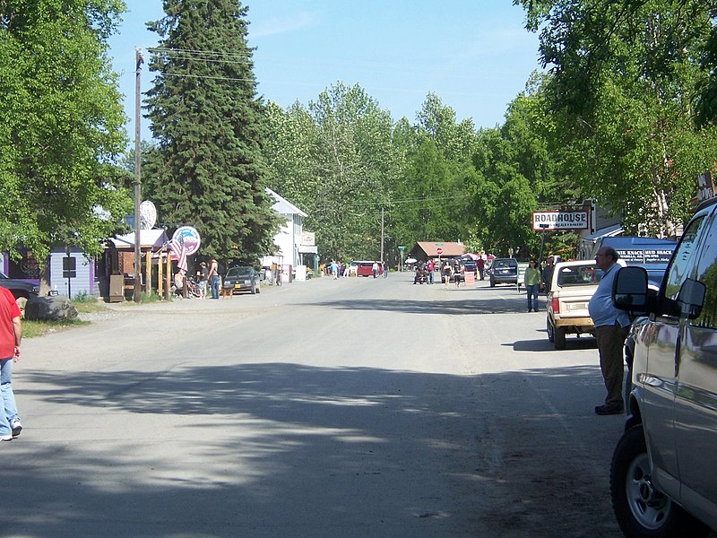 File:Downtown Talkeetna.jpg