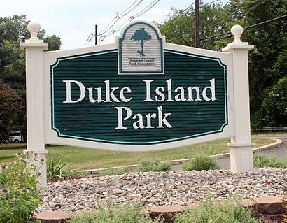 How to get to Duke Island Park with public transit - About the place