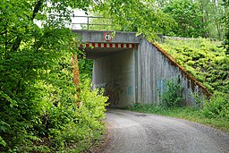 Eisenbahnbrücke über den Berstlachweg 04