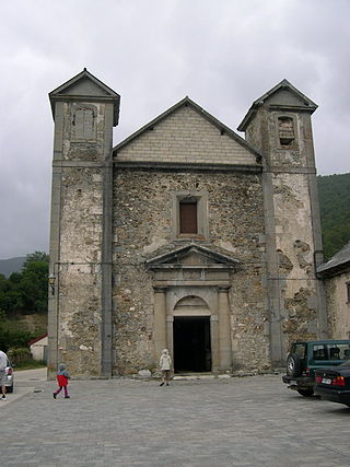 A ilesia d'Orbaitzeta Ola (l'antiga fabrica d'armas d'Orbaiceta)