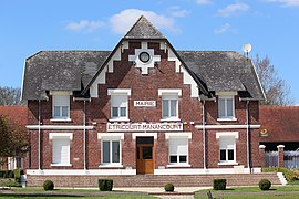 La mairie.