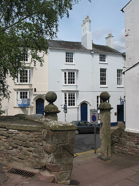 File:Exit from the churchyard into St. Mary's Street - geograph.org.uk - 515040.jpg