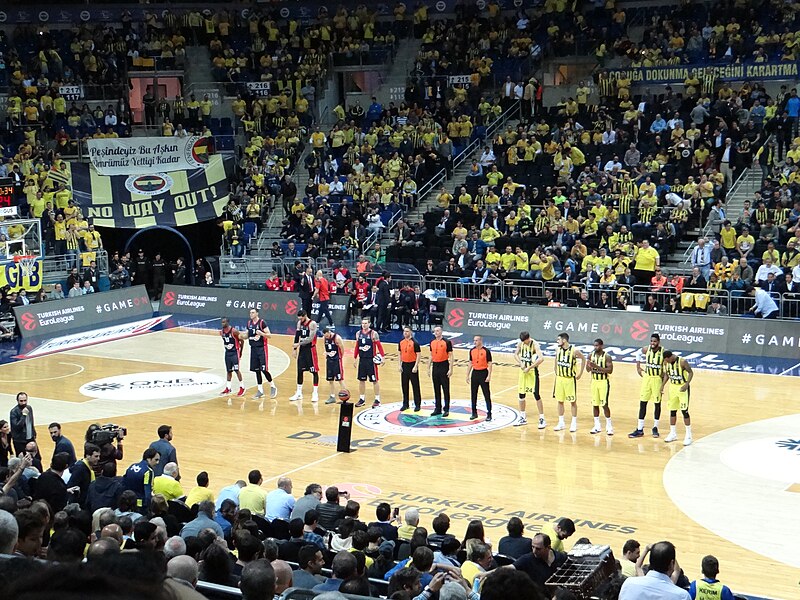 File:Fenerbahçe Men's Basketball vs Saski Baskonia EuroLeague 20180418 (1).jpg