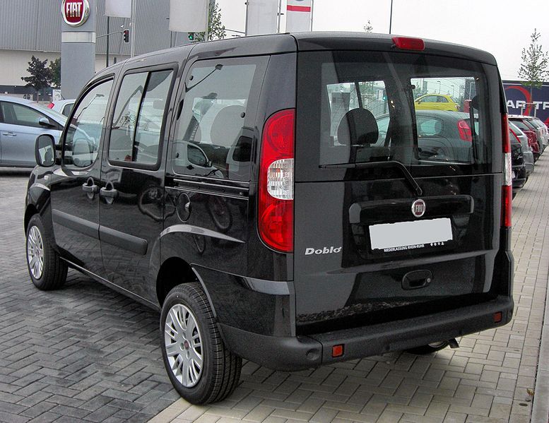 File:Fiat Doblo Facelift 20090808 rear.JPG