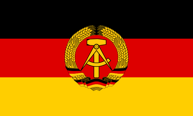 Description de l'image Flag of East Germany.svg.