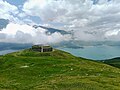 Le fort dominant le lac du Mont-Cenis.