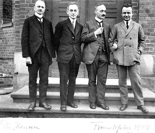 Die Bonzen, left to right: Max Reich [de], Max Born, James Franck and Robert Pohl in 1923