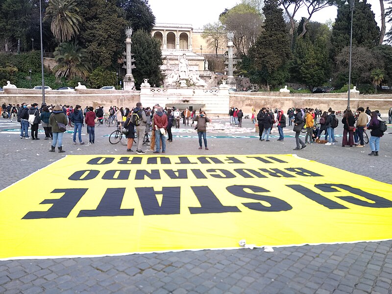 File:Fridays For Future Roma Piazza del Popolo 19-03-2021.jpg