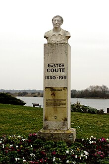 Monumento Gaston Couté en Meung-sur-Loire (Francia).