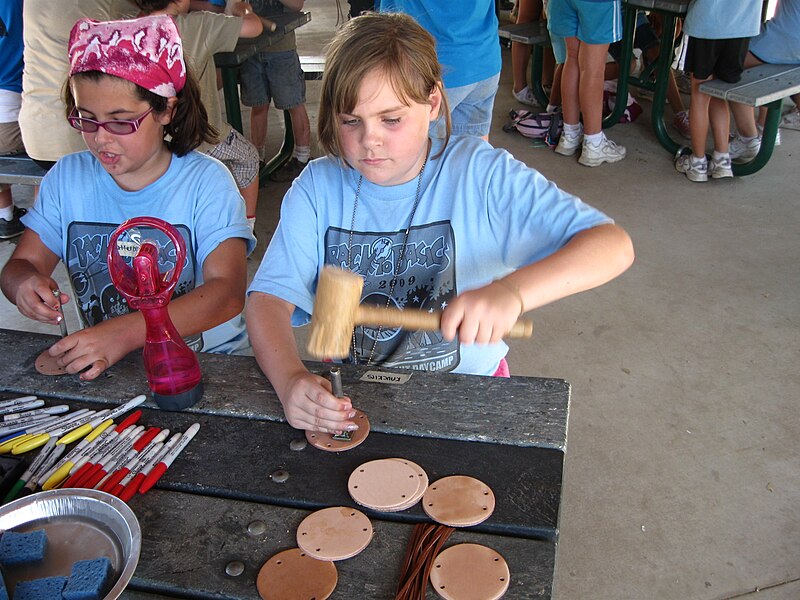 File:Girl Scout Day Camp 3.jpg