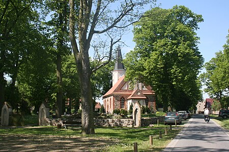 Großmutz Kirche