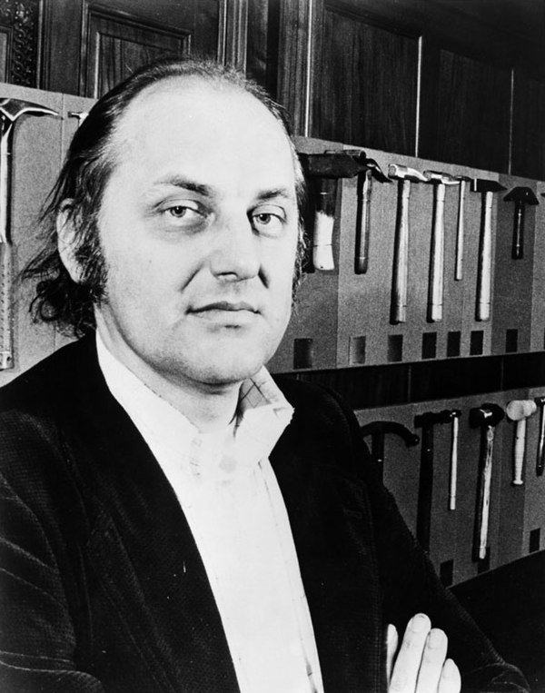 Hollein in 1976