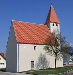 Romanesque St. Oswald church in Hepberg that was probably built in the first half of the 13th century.