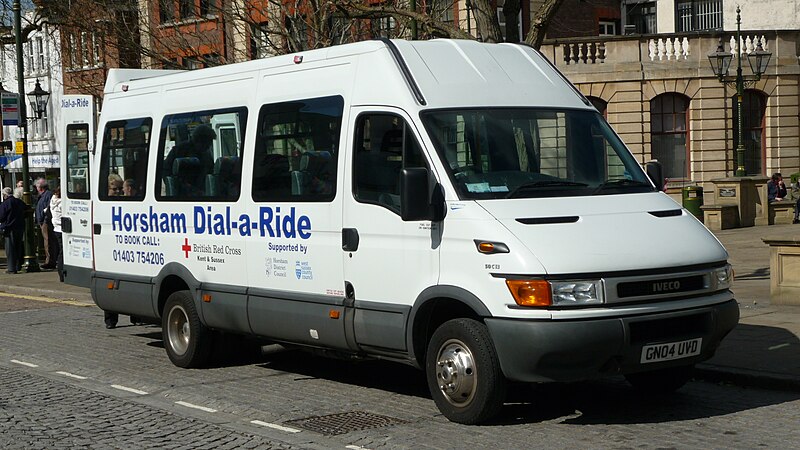 File:Horsham Dial-a-Ride GN04 UVD 2.JPG