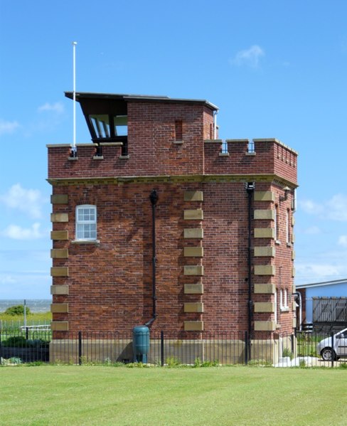 File:Hunstanton - Old Coastguard Lookout - geograph.org.uk - 867994.jpg