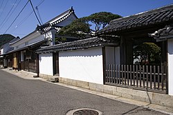 Sanshū-Izutsun residenssi Hiketassa