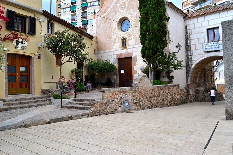 Archivo:Iglesia de Santa Eulalia (7185948885).jpg