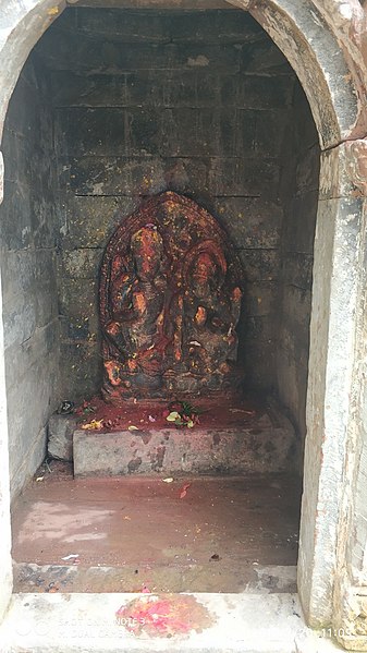 File:Indra Sarobar111.jpg