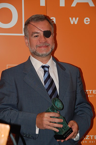 File:José Javier Esparza (Premios HO 2009).jpg