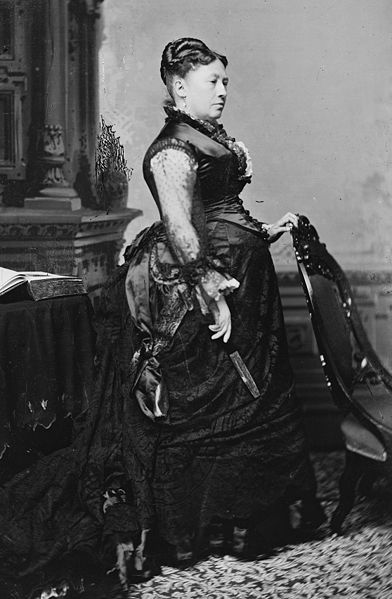 File:Julia Grant - Brady-Handy.jpg