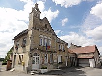 Juvigny (Aisne) mairie.JPG
