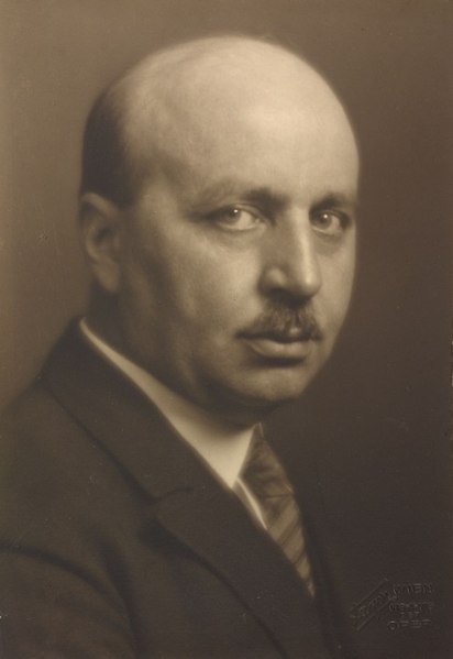 File:Karl Bühler (1879–1963) 1927 © Georg Fayer (1891–1950) OeNB 10450825.jpg