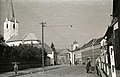 Karpatszkoji Szicsi utca (Rákóczi út) a főtér felé nézve, balra a református templom, jobbra a Szent Anna-templom. Fortepan 93956.jpg