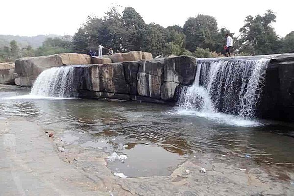 Image: Khasada Waterfall Jiranga