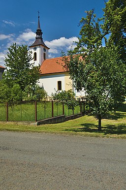 Kostel svatého Floriána - boční pohled, Vícov, okres Prostějov (02).jpg