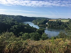 Le lac de Chambon dans le Boischaut Sud.