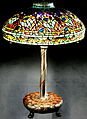 Lampe produite par les studios Tiffany en 1905.
