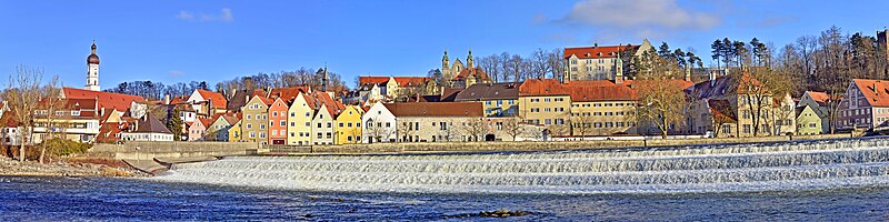 File:Landsberg am Lech - Panorama (2012).jpg