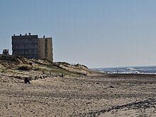 Vue du « Signal » en mars 2021, depuis la plage centrale.