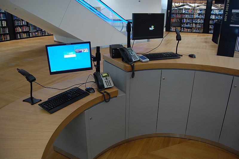 File:Library of Birmingham - interior 2013-08-28 - 82.JPG