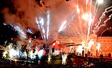 Fireworks display at Buckingham palace marks Elizabeth II's Diamond jubilee London Diamond Jubilee 2012 - geograph.org.uk - 2988945.jpg