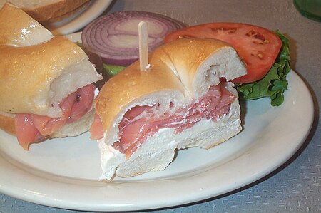 Tập_tin:Lox_sandwich_-_01.jpg